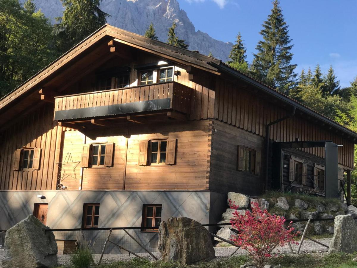 Chalet S - 5 Sterne Luxus Ferienhaus Direkt Am Eibsee Und Zugspitze Grainau Dış mekan fotoğraf